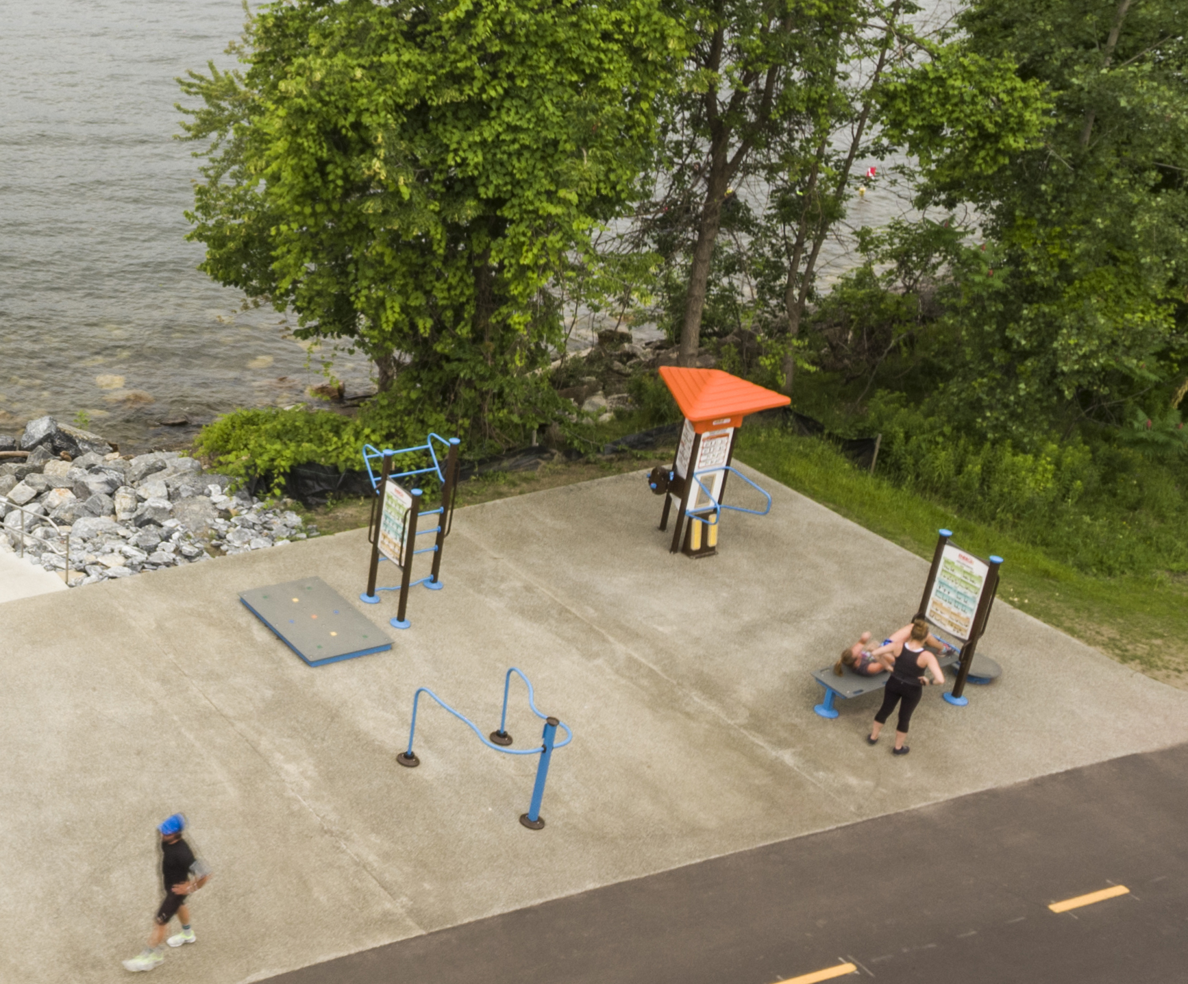 exercise equipment at Pause Place 2